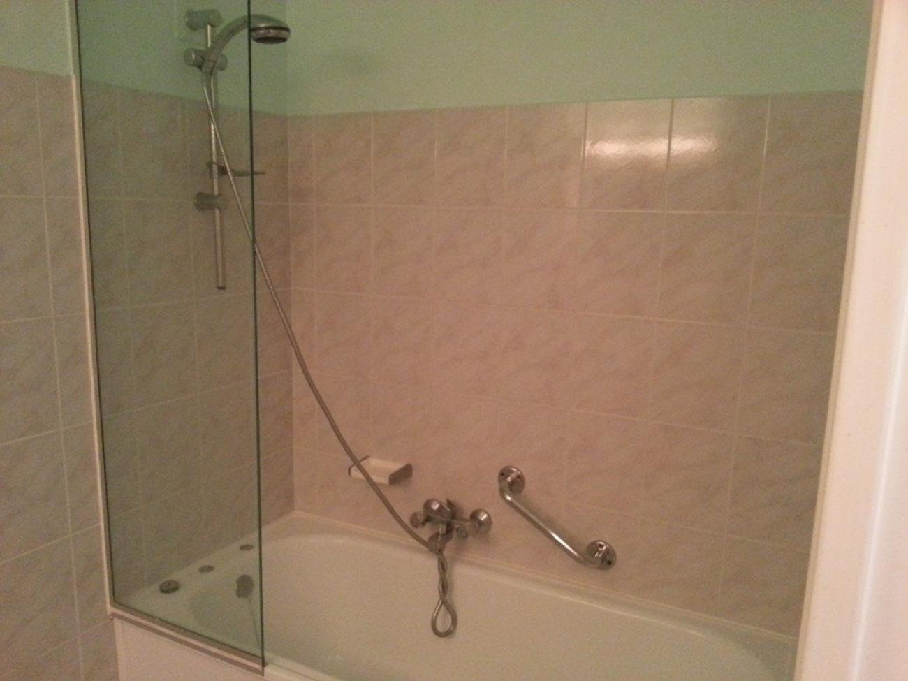 vao_29 BAIN DOUCHE.jpg